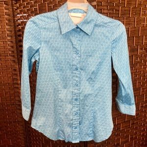 Beautiful blouse with 3/4 length sleeves